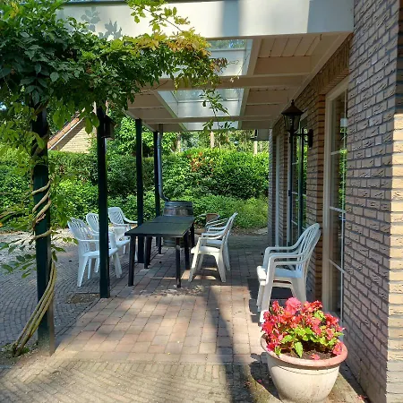Bungalow Met Prive Jacuzzie Lunteren Extérieur photo