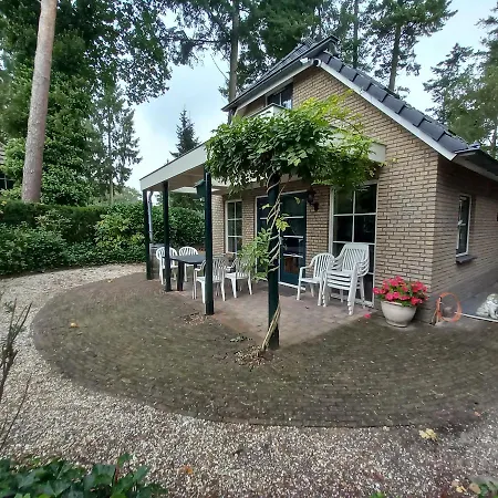 Bungalow Met Prive Jacuzzie Lunteren Extérieur photo